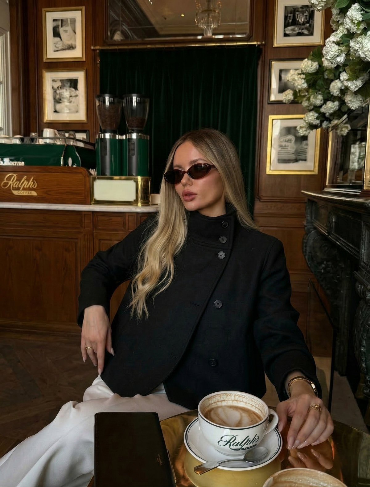 Kurzmantel Damen mit Stehkragen und Knopfleiste MARTHA in Schwarz – Streetstyle