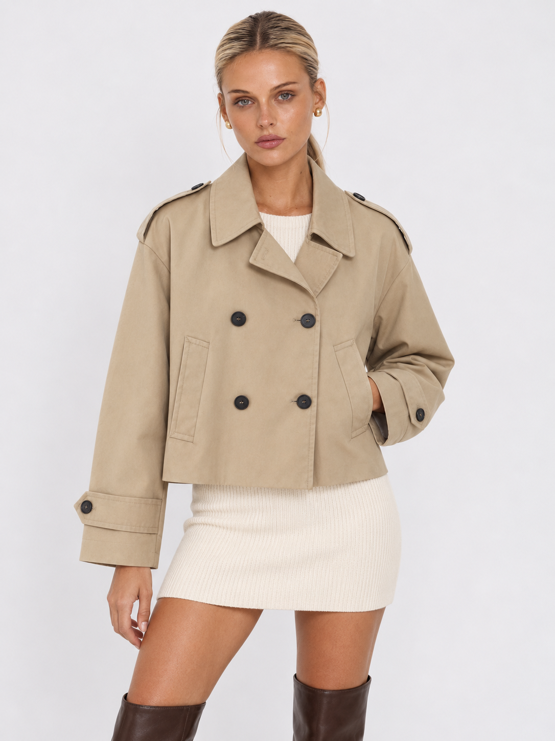 Kurzjacke Damen zweireihig mit Reverskragen und Schulterklappen COLETTE