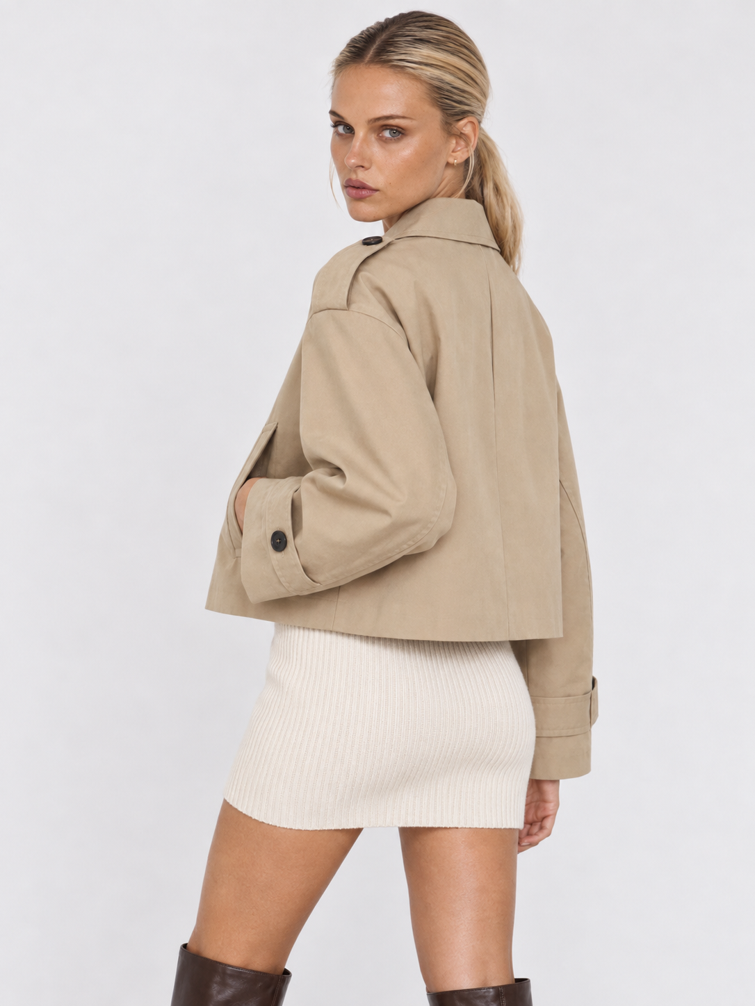 Kurzjacke Damen zweireihig mit Reverskragen und Schulterklappen COLETTE