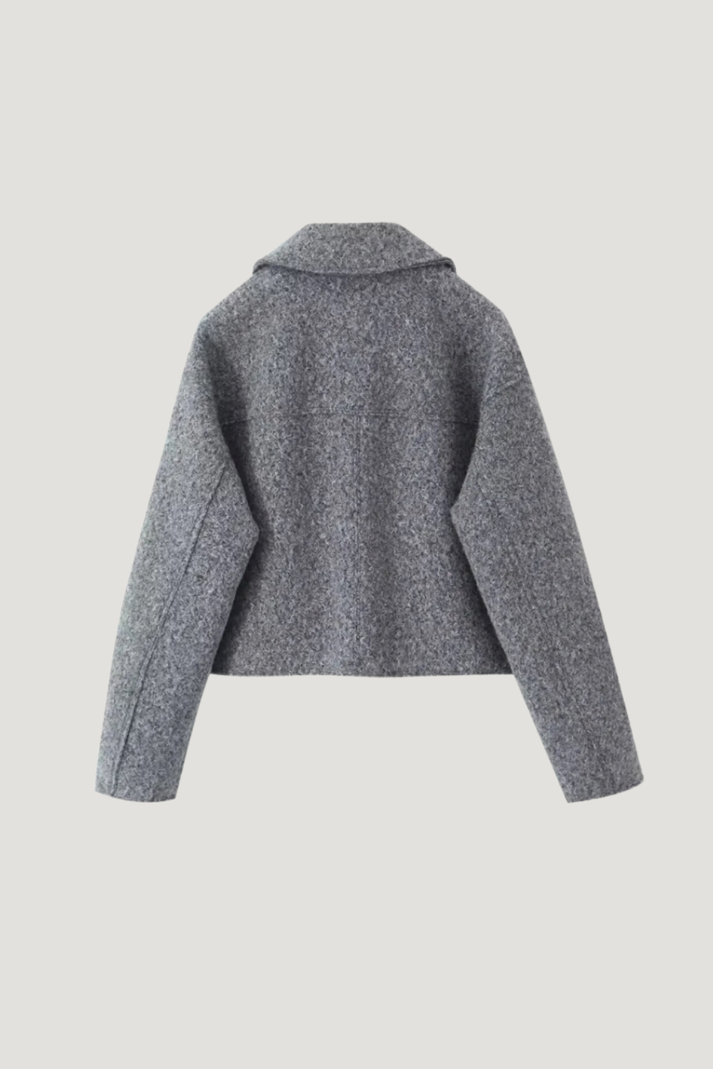 Kurzjacke in Grau von der Seite, leicht weiter Zuschnitt mit Bewegungsfreiheit